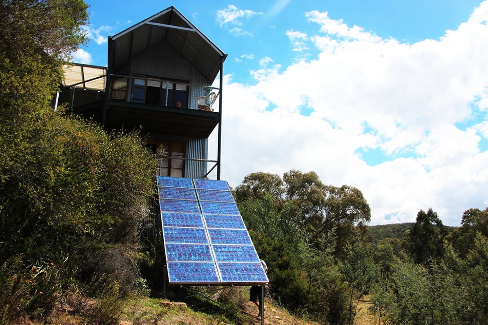Living with Off-the-Grid Energy Can Help You Save Each Year